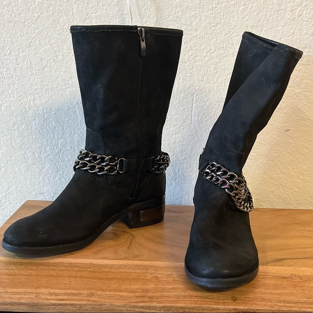 VINCE CAMUTO• Leather• Chunky  "Moto boots"